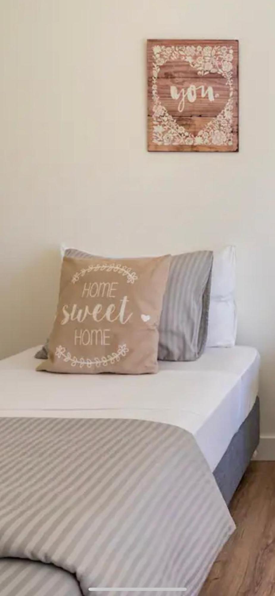 Modern Twin Room With A Balcony Montijo Esterno foto